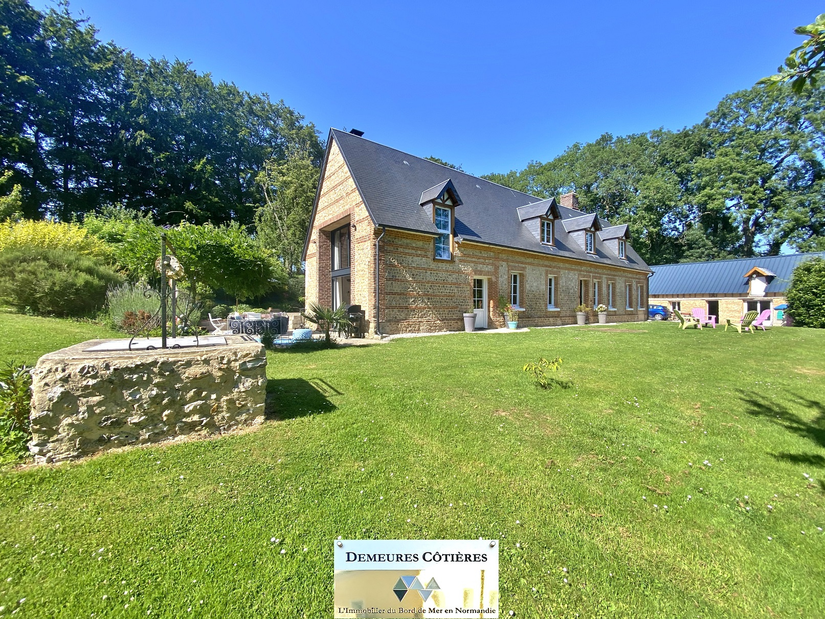 Vente A 6 kms d'ETRETAT, propriété de caractère en excellent état avec