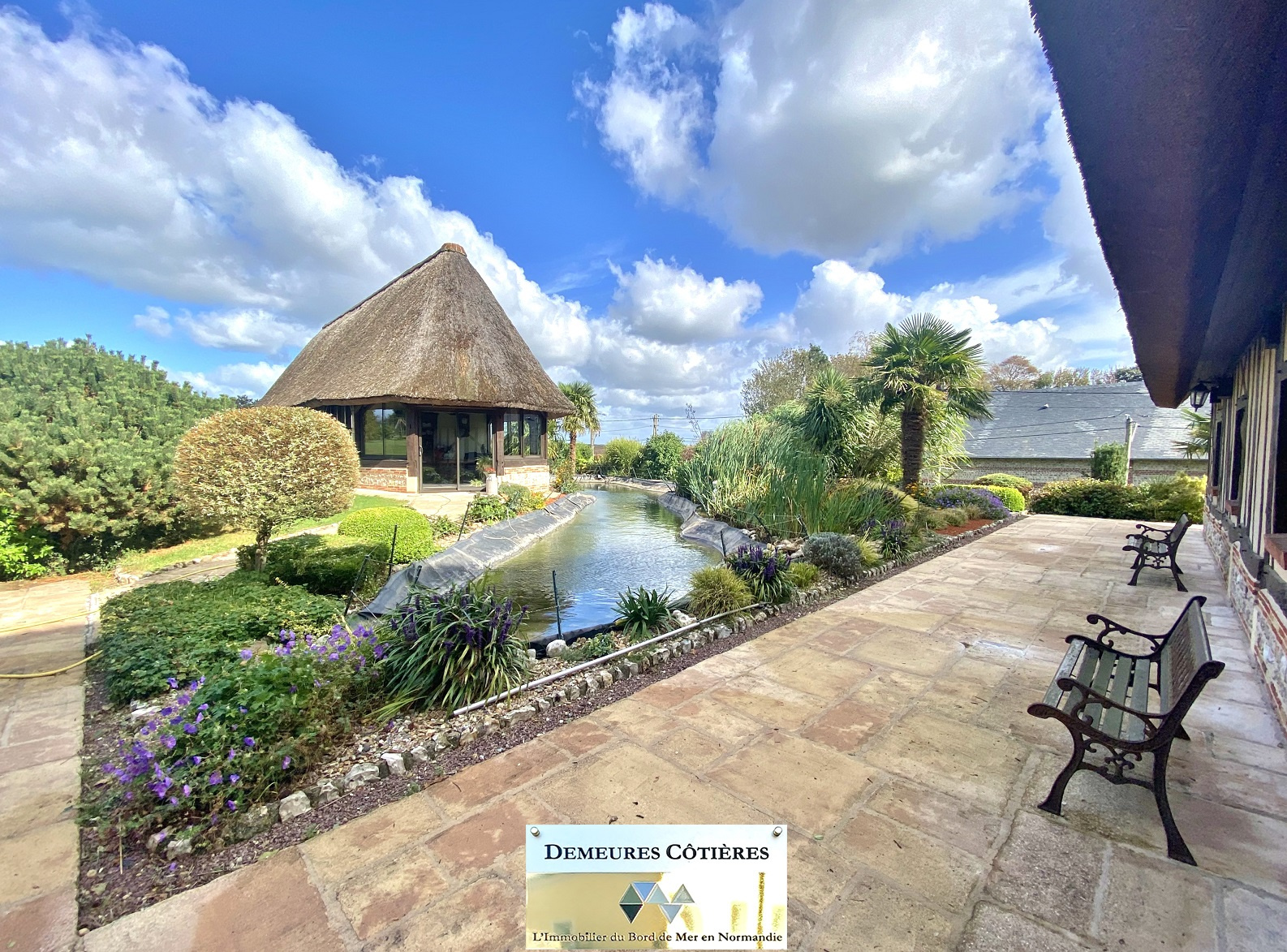 Vente Propriété pleine de charme, idéalement située à 4 kms de la plage