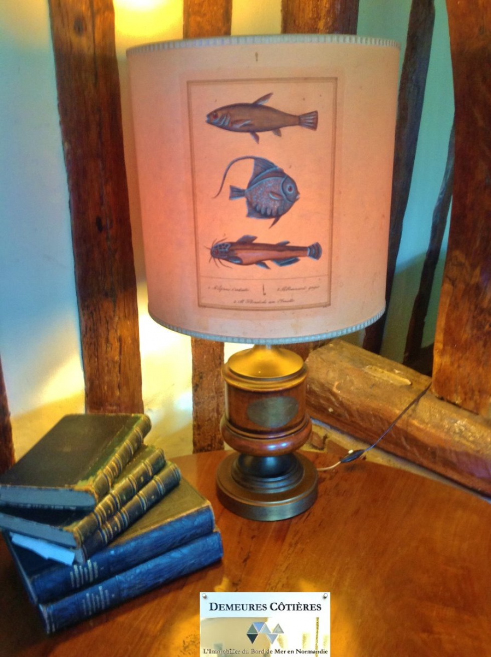 Vintage Fishing Rod and Reel Lamp